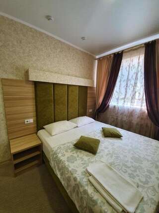 Гостиница Гермес Краснодар Двухместный номер эконом-класса с 1 кроватью или 2 отдельными кроватями-4