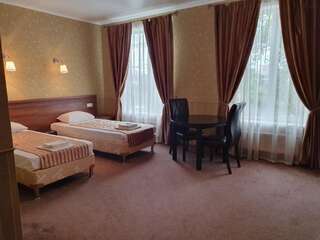 Гостиница Гермес Краснодар Двухместный номер «Комфорт» с 1 кроватью или 2 отдельными кроватями-7