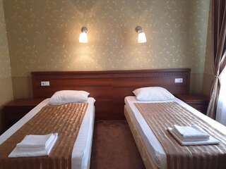 Гостиница Гермес Краснодар Двухместный номер «Комфорт» с 1 кроватью или 2 отдельными кроватями-5